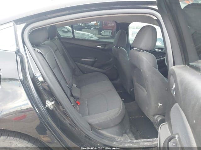 2017 CHEVROLET CRUZE LT AUTO 8