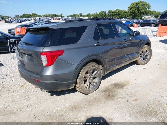 2021 FORD EXPLORER XLT 4