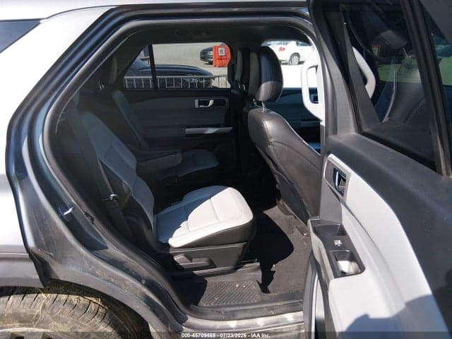 2021 FORD EXPLORER XLT 8