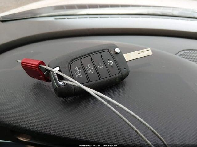2026 HYUNDAI ELANTRA SE 11