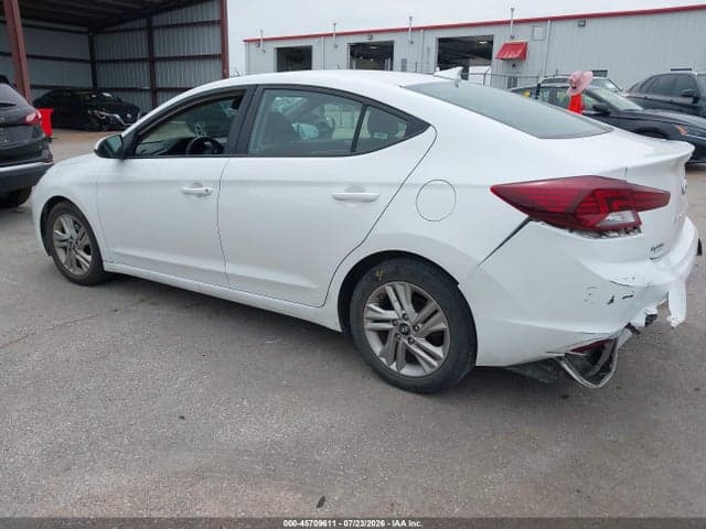 2020 HYUNDAI ELANTRA SEL 3