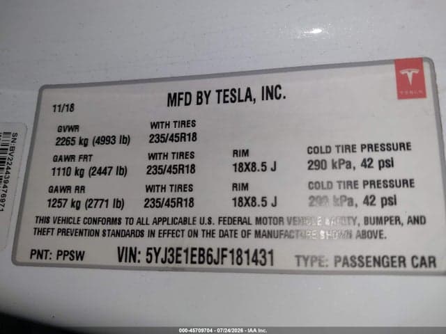 2018 TESLA MODEL 3 LONG RANGE/PERFORMANCE 9