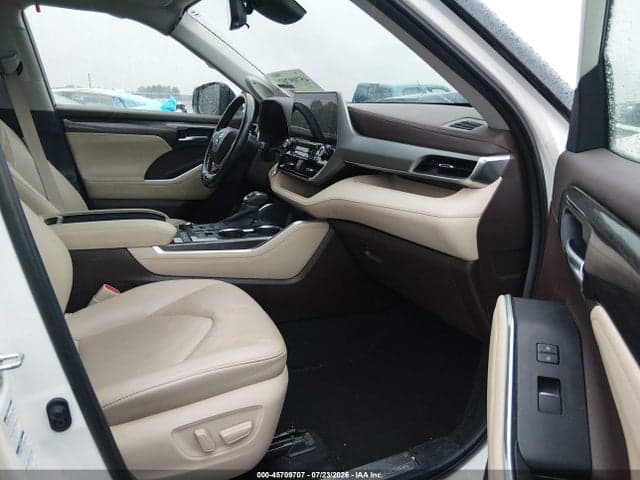 2020 TOYOTA HIGHLANDER PLATINUM 5