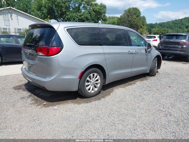 2019 CHRYSLER PACIFICA TOURING PLUS 4