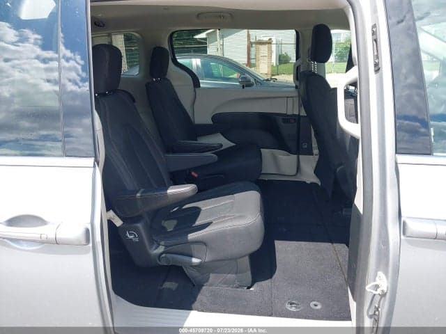 2019 CHRYSLER PACIFICA TOURING PLUS 8