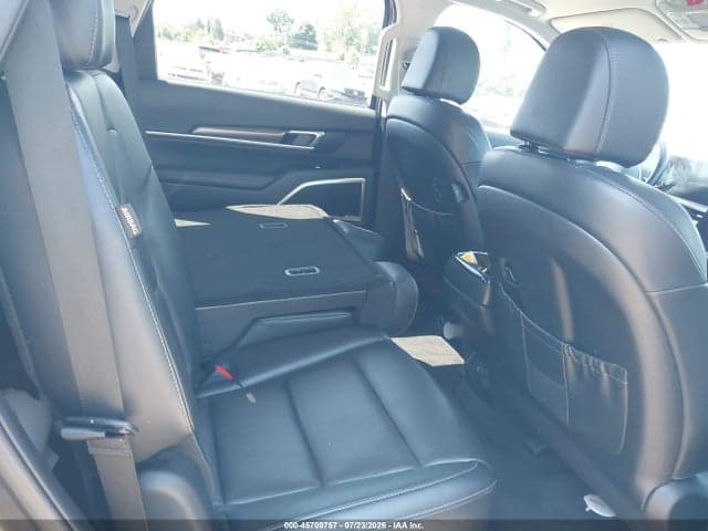 2025 KIA TELLURIDE LX 8