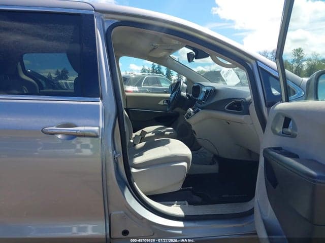 2017 CHRYSLER PACIFICA HYBRID TOURING PLUS 5
