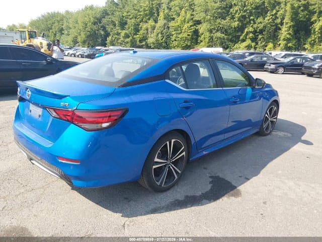 2022 NISSAN SENTRA SR XTRONIC CVT 4