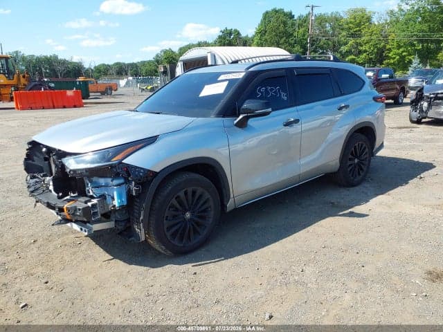 2024 TOYOTA HIGHLANDER XSE 2