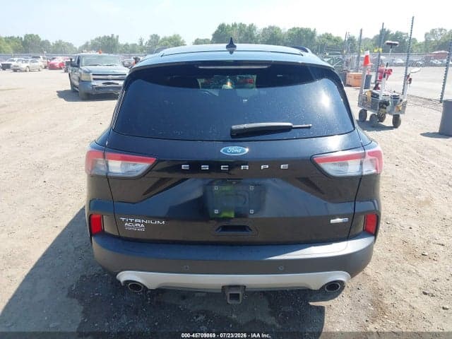 2020 FORD ESCAPE TITANIUM 17