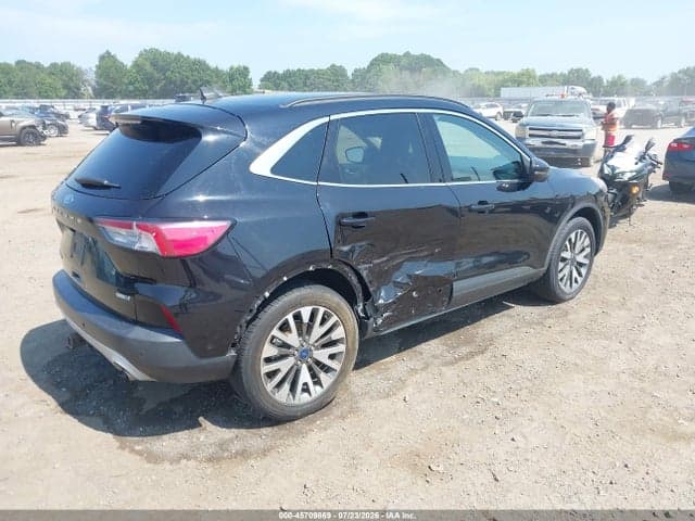 2020 FORD ESCAPE TITANIUM 4