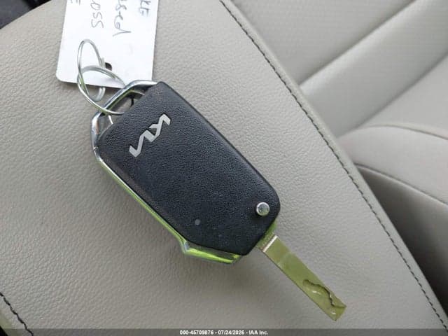 2024 KIA SOUL LX 11