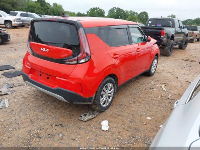 2024 KIA SOUL LX 4