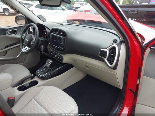 2024 KIA SOUL LX 5