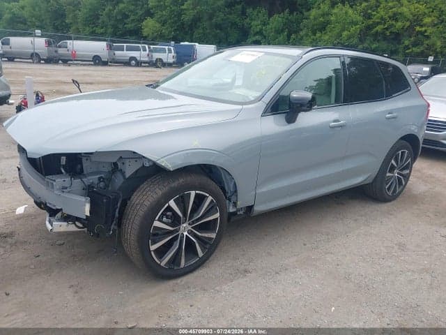 2025 VOLVO XC60 B5 PLUS 2