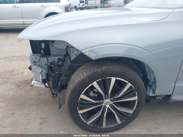 2025 VOLVO XC60 B5 PLUS 6