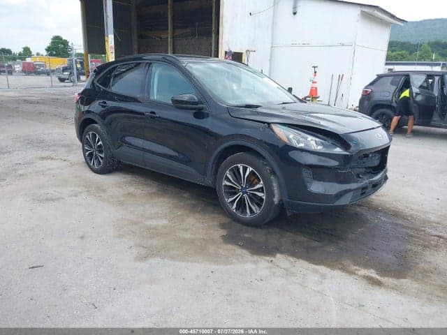 2021 FORD ESCAPE SE 1