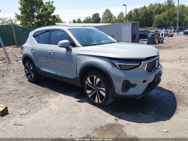 2025 VOLVO XC40 B5 PLUS BRIGHT THEME - 1