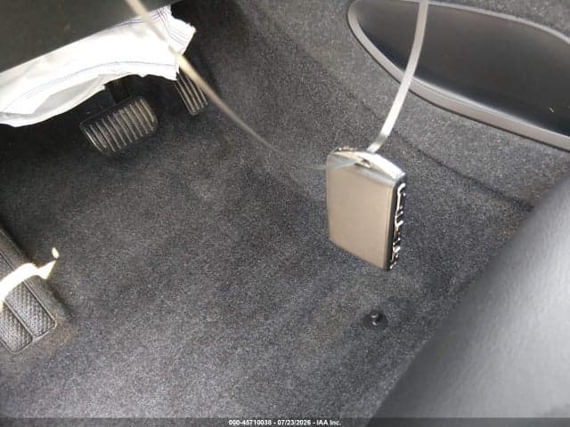 2025 VOLVO XC40 B5 PLUS BRIGHT THEME 11