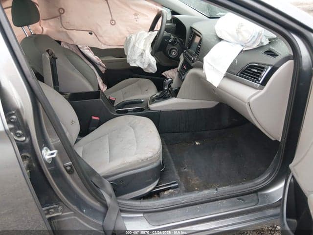 2018 HYUNDAI ELANTRA SEL 5