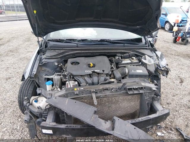2018 HYUNDAI ELANTRA SEL 10