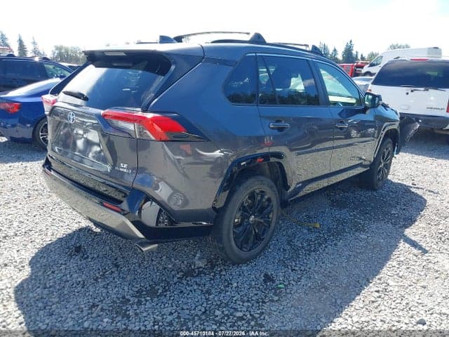 2023 TOYOTA RAV4 HYBRID SE 4