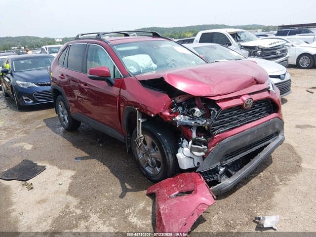 2025 TOYOTA RAV4 XLE 1