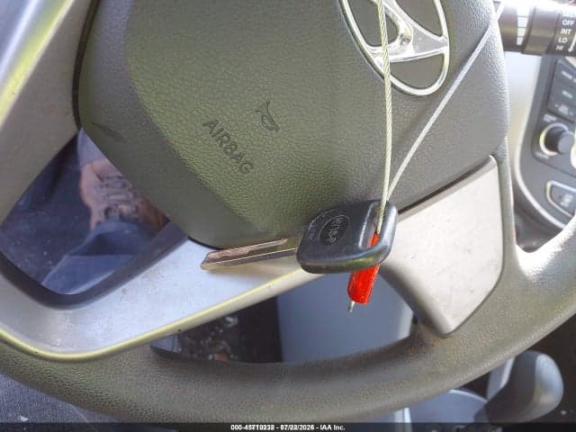 2017 HYUNDAI ACCENT SE 11