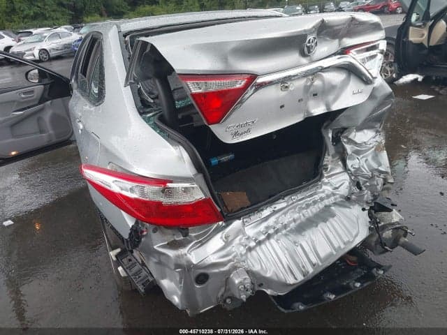 2017 TOYOTA CAMRY LE 6