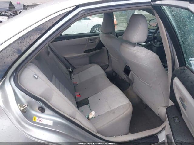 2017 TOYOTA CAMRY LE 8