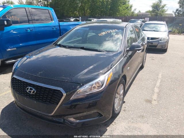 2017 HYUNDAI SONATA HYBRID SE 2
