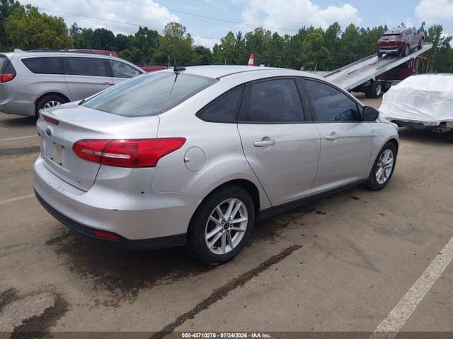 2017 FORD FOCUS SE 4
