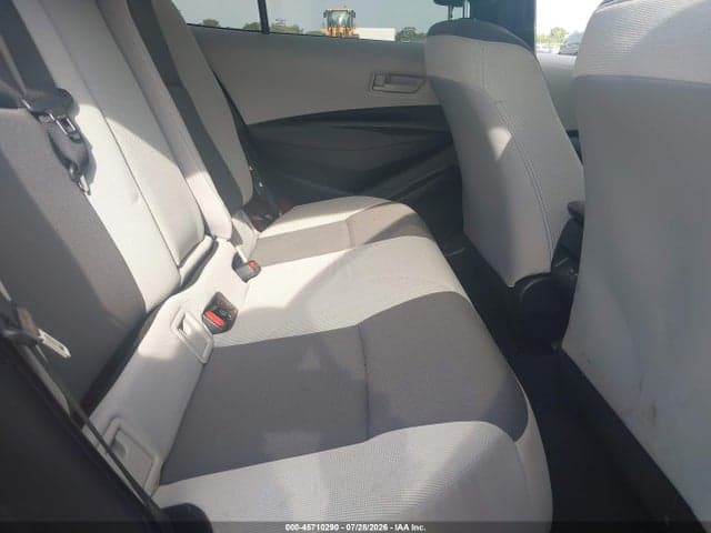 2025 TOYOTA COROLLA LE 8