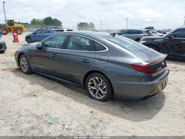 2021 HYUNDAI SONATA SEL 3