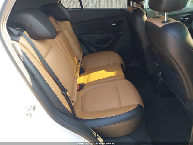 2017 CHEVROLET TRAX LT 8