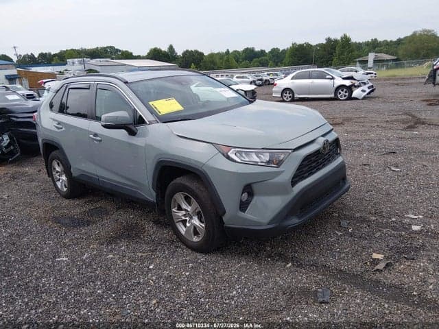 2021 TOYOTA RAV4 XLE - 1
