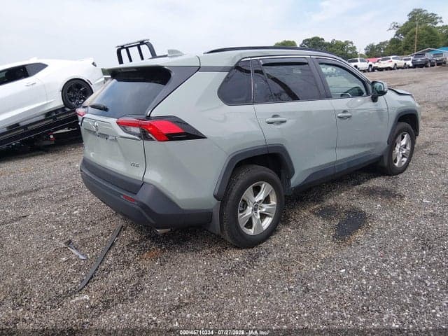 2021 TOYOTA RAV4 XLE 4