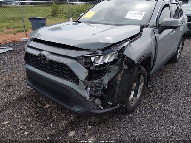 2021 TOYOTA RAV4 XLE 6