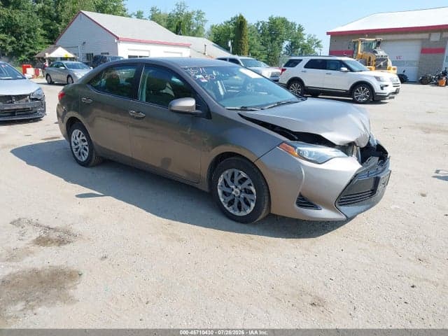 2019 TOYOTA COROLLA LE - 1