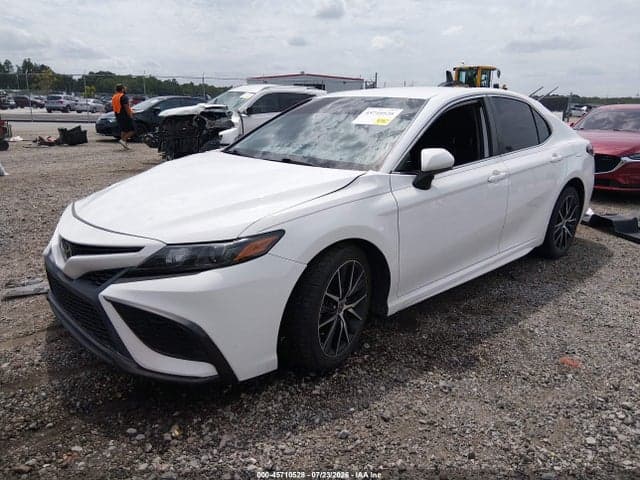 2021 TOYOTA CAMRY SE 2
