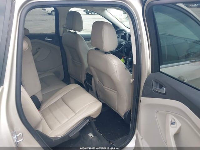 2017 FORD ESCAPE TITANIUM 8