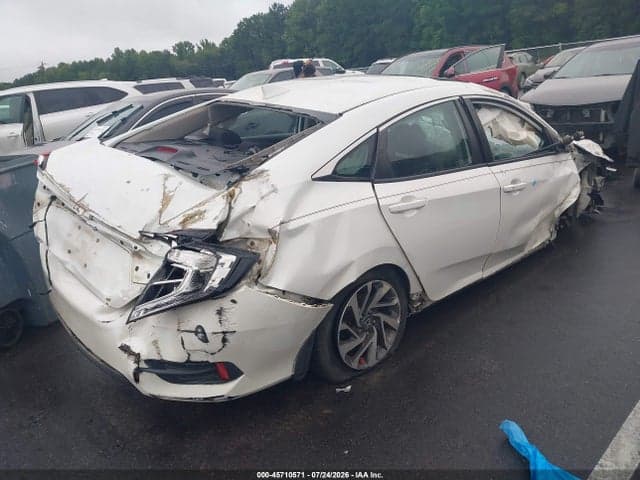 2018 HONDA CIVIC EX 4