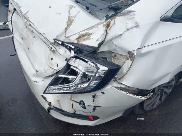 2018 HONDA CIVIC EX 6