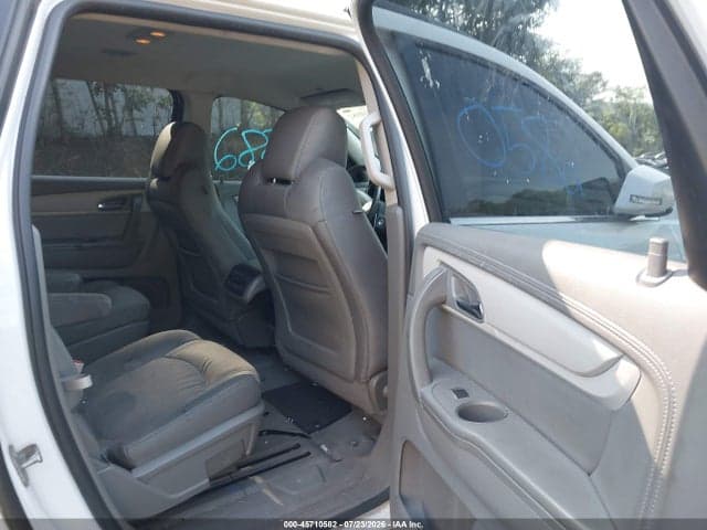2017 CHEVROLET TRAVERSE LT 8