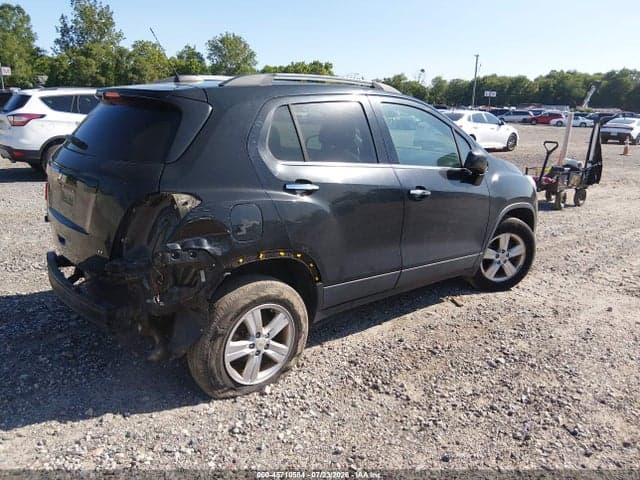 2019 CHEVROLET TRAX LT 4