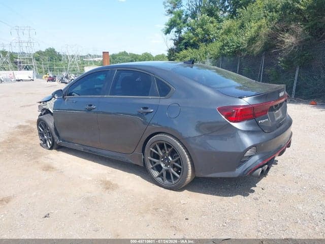 2023 KIA FORTE GT 3