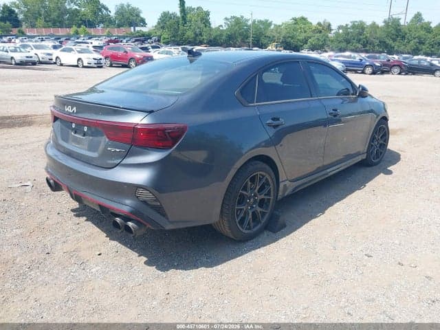 2023 KIA FORTE GT 4