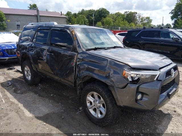 2018 TOYOTA 4RUNNER SR5 12