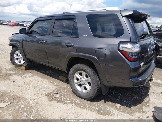 2018 TOYOTA 4RUNNER SR5 3