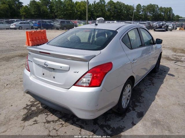 2019 NISSAN VERSA 1.6 SV 4